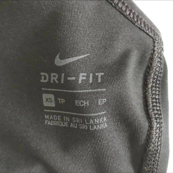 Nike Sports Bra Classic Crossback Black sz XS / S Removeable Pads Breathable - Picture 9 of 12